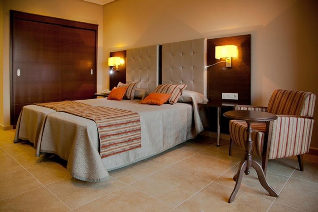 Hotel Rural Quinto Cecilio Medellin Ruang foto