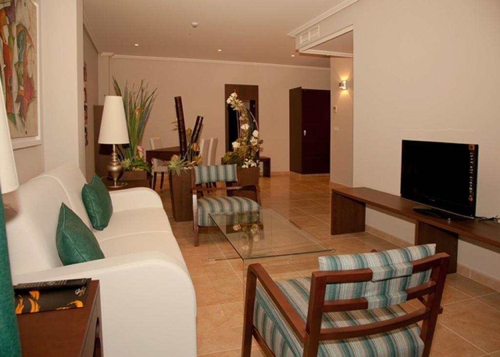 Hotel Rural Quinto Cecilio Medellin Ruang foto