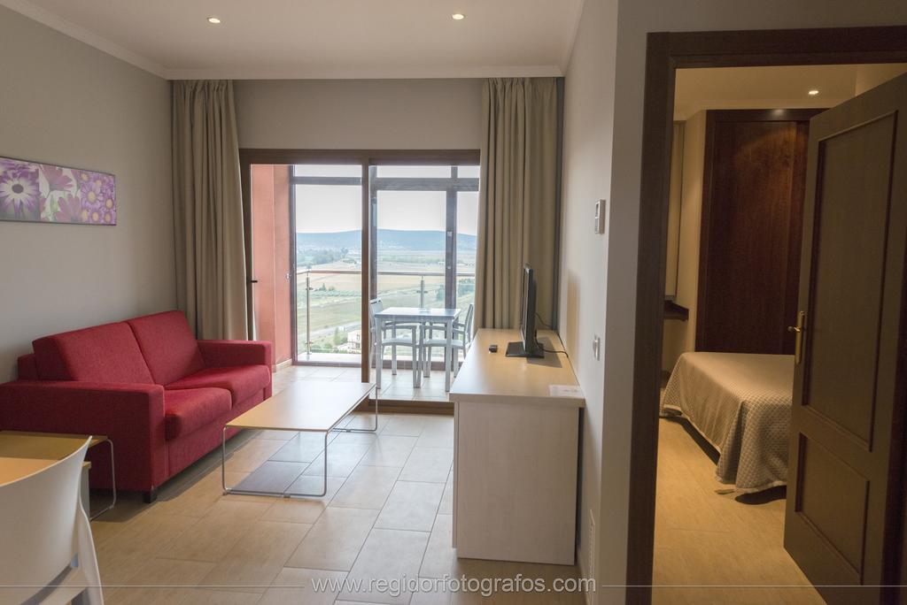 Hotel Rural Quinto Cecilio Medellin Ruang foto